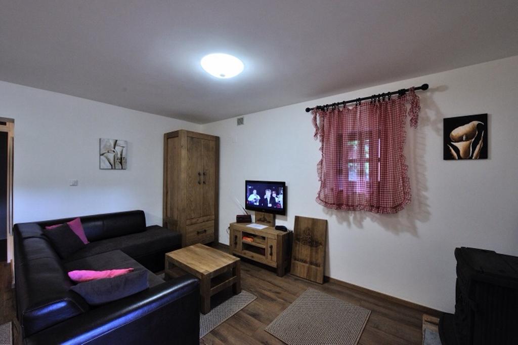 Apartment Drvena kuca Gornji Zvečaj Kamer foto